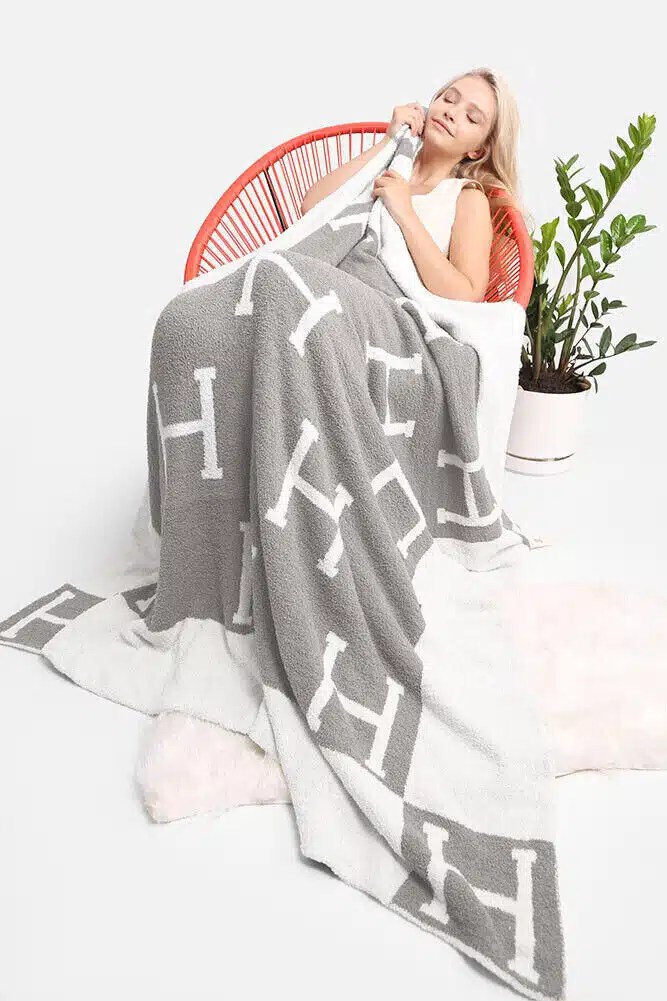 The COZIEST Hermes Blanket Dupes Get The Iconic Look