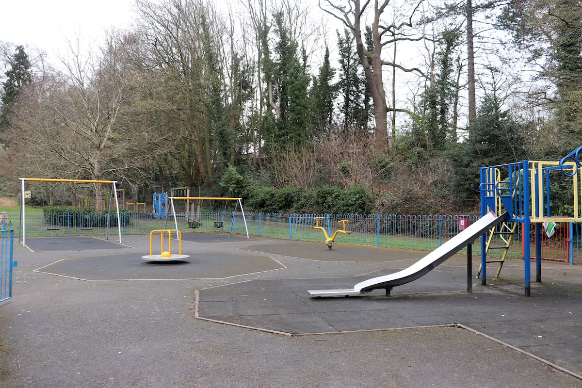 Exploring Camberley Park What the Redhead said