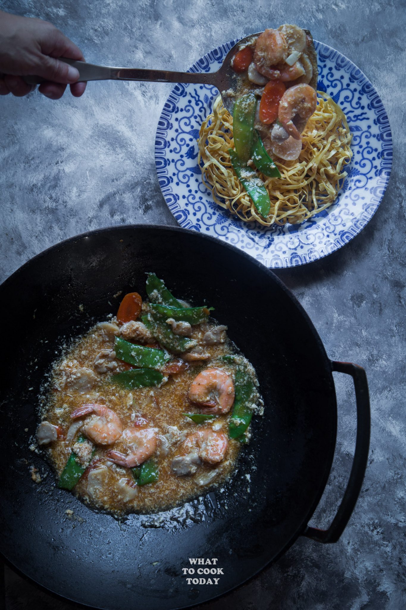 Crispy E Fu Noodle and Seafood Gravy (Ifumie Binjai) What To Cook Today