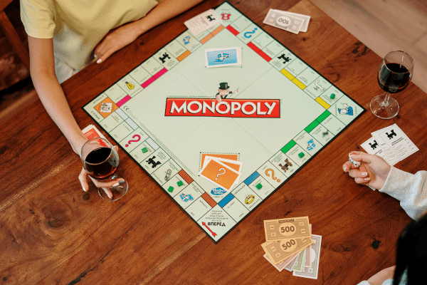 20 Best Board Games For College Students in 2024 - What to Wear Men