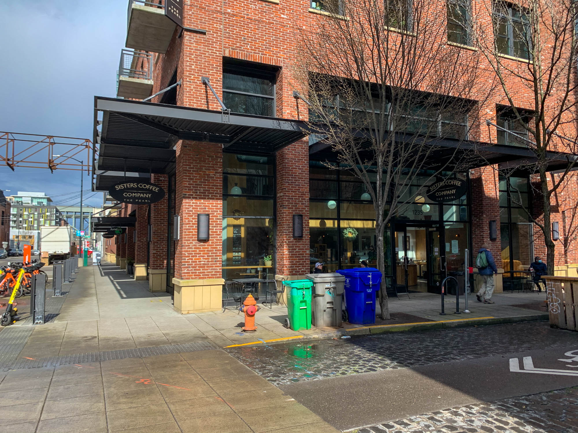 Where To Find The Best Coffee In Portland, OR (17 Coffee Shops)