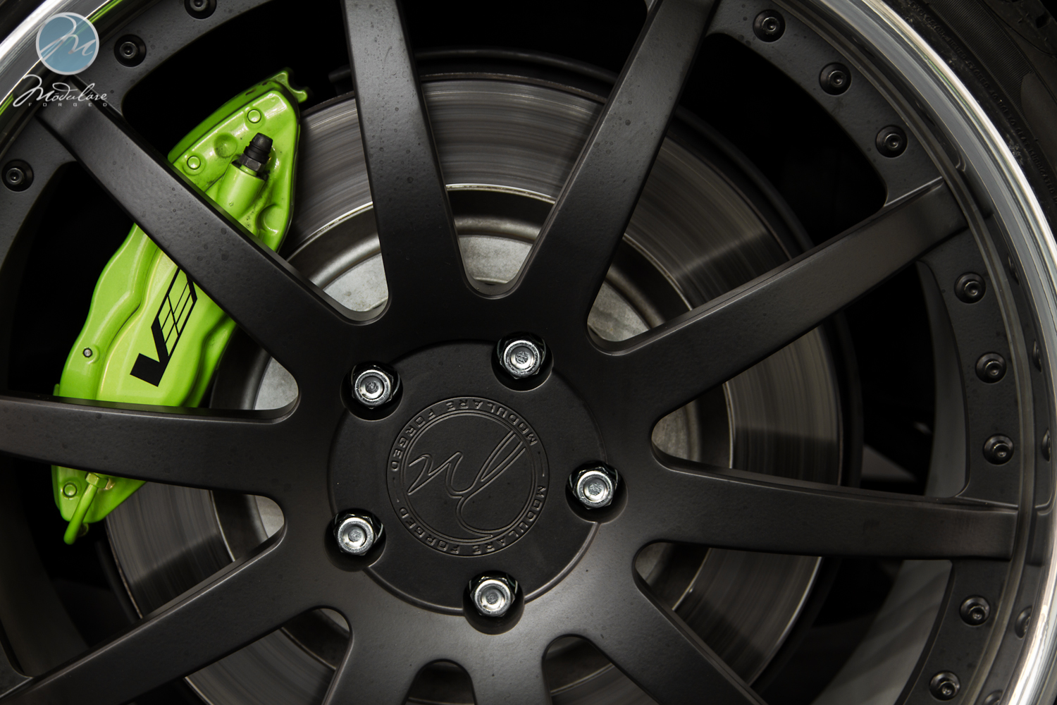 Modulare Wheels + Autosource Dallas Cadillac CTSV 21" Modulare M15