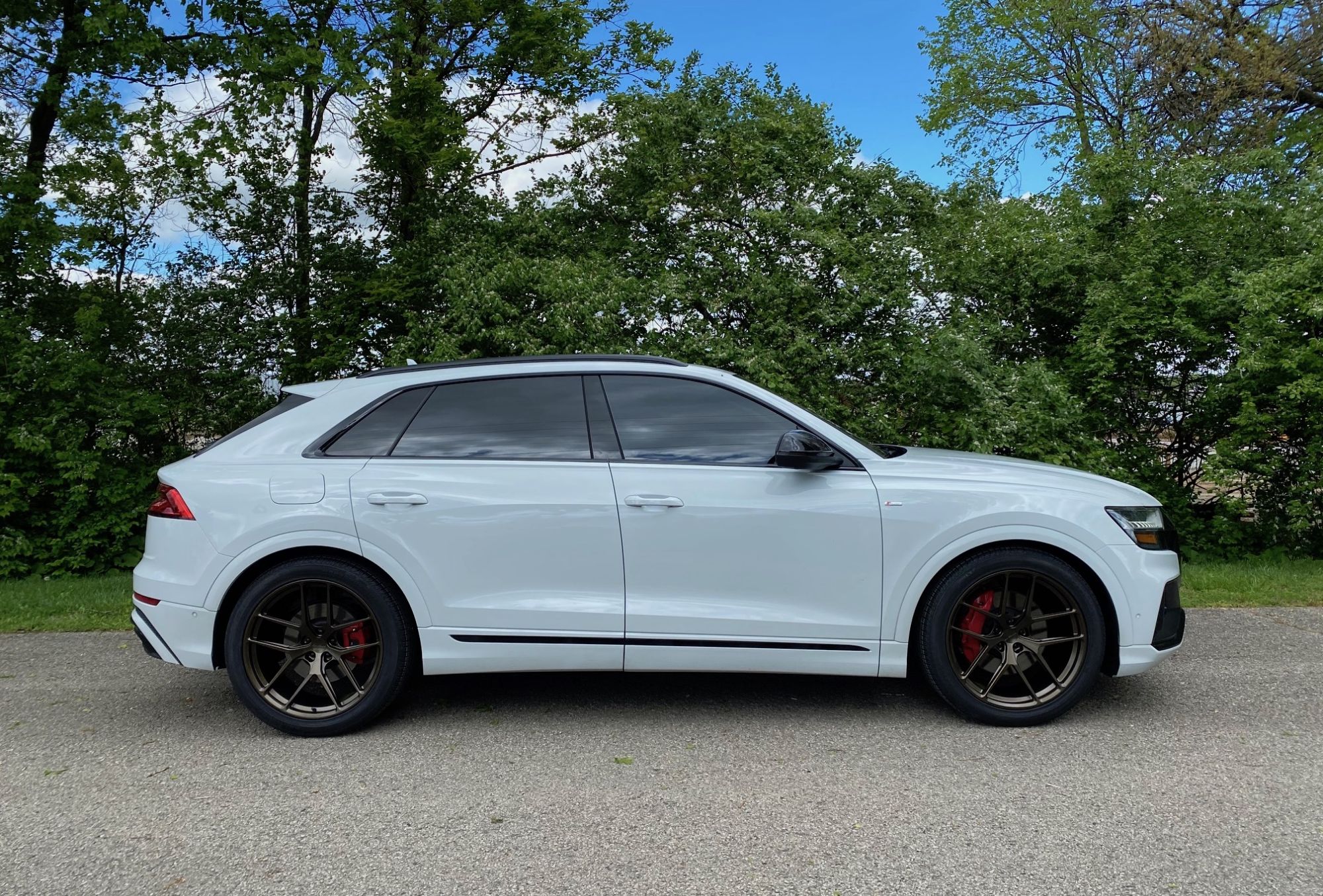 Audi Q8 White VX1R Wheel Wheel Front