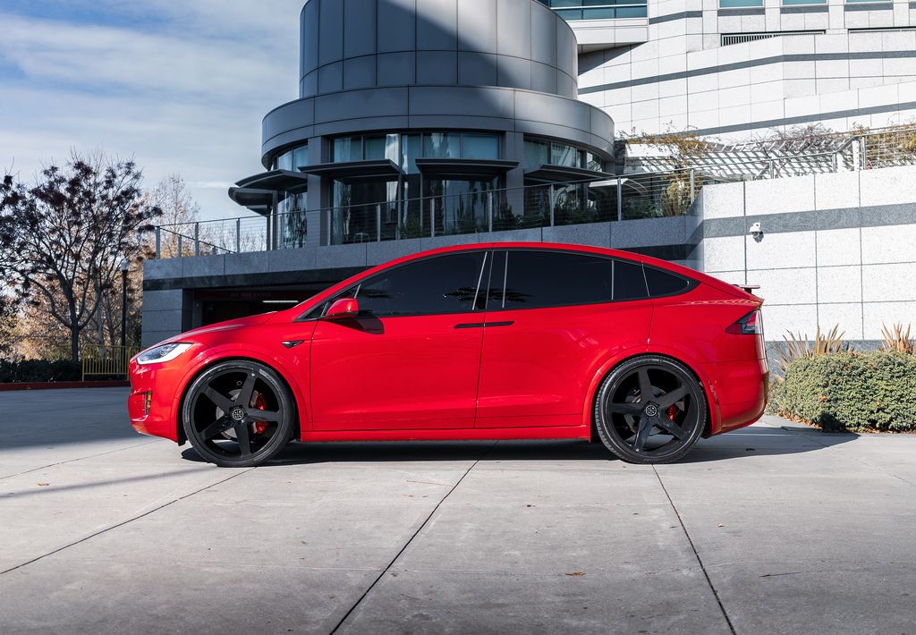 Tesla Model X P100d Red Blaque Diamond BD15 Wheel Wheel Front