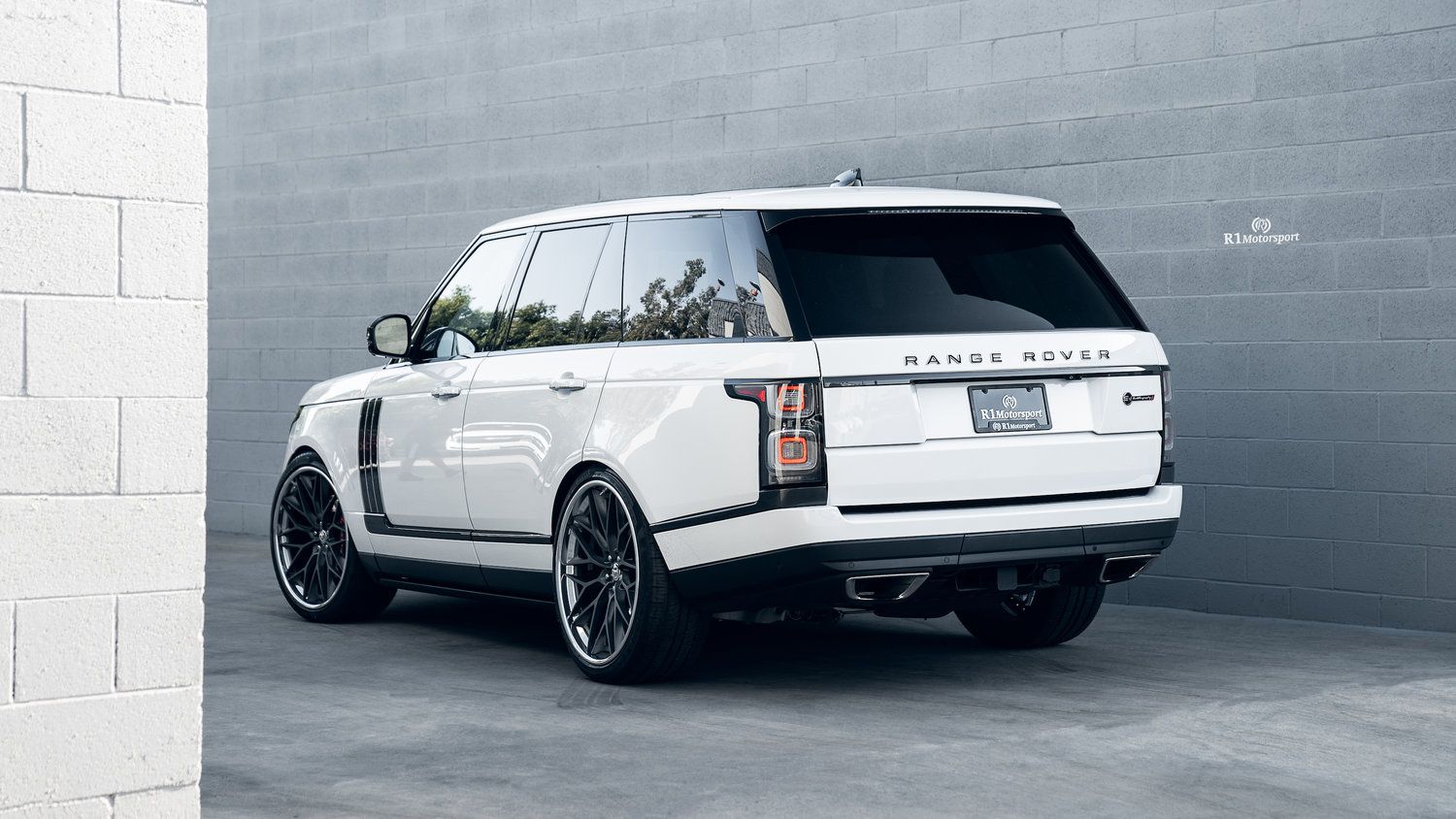 Land Rover Range Rover SV Autobiography White HRE S200H Wheel Wheel Front
