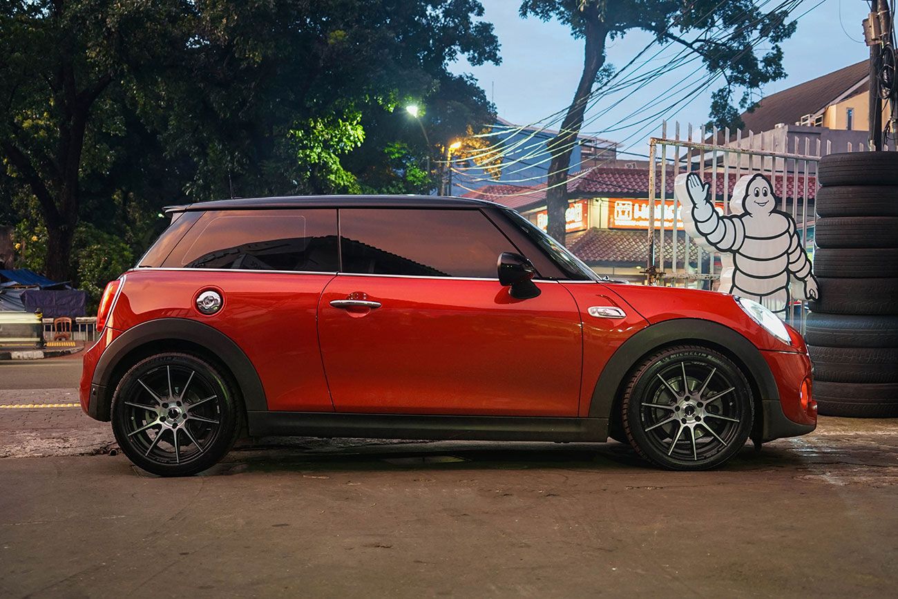 Mini Cooper S Red Enkei SC46 Wheel Wheel Front