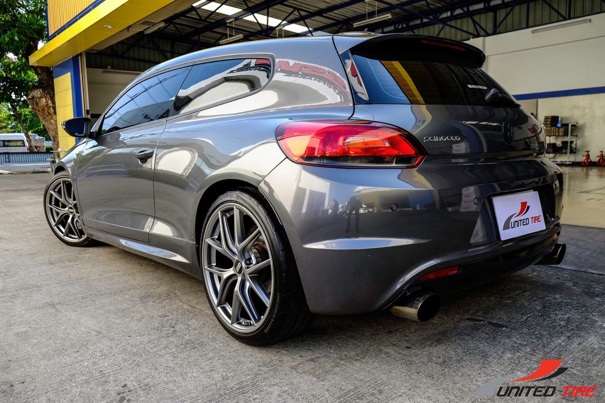 Volkswagen Scirocco Grey BBS CIR Wheel Wheel Front