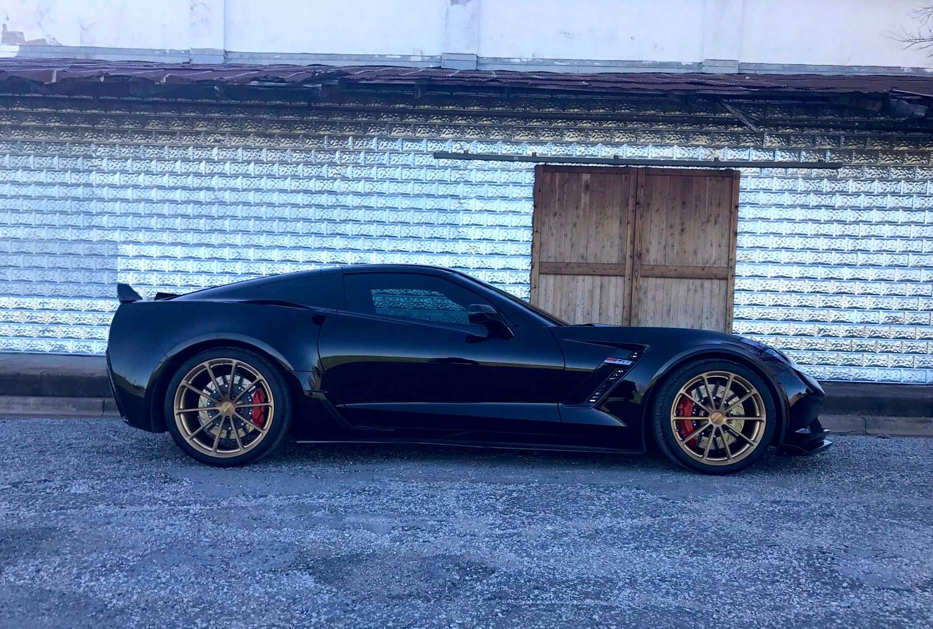 Chevrolet Corvette C7 Z06 Black with Bronze GT1 5Lug Wheel