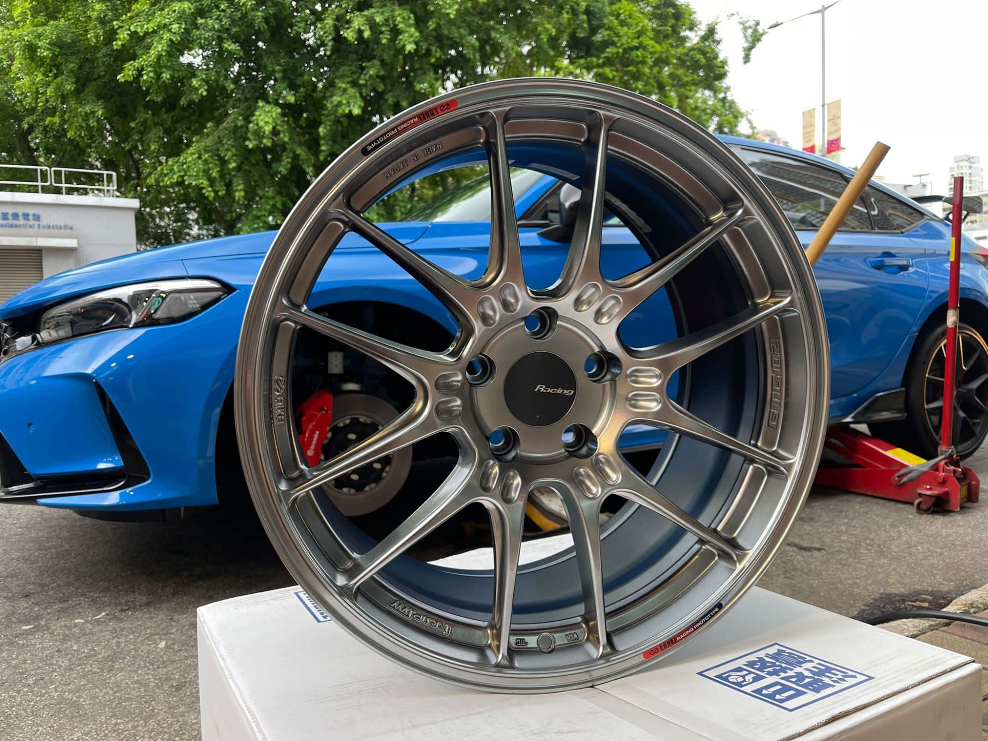 Honda Civic TypeR FL5 Blue Enkei GTC02 Wheel Wheel Front