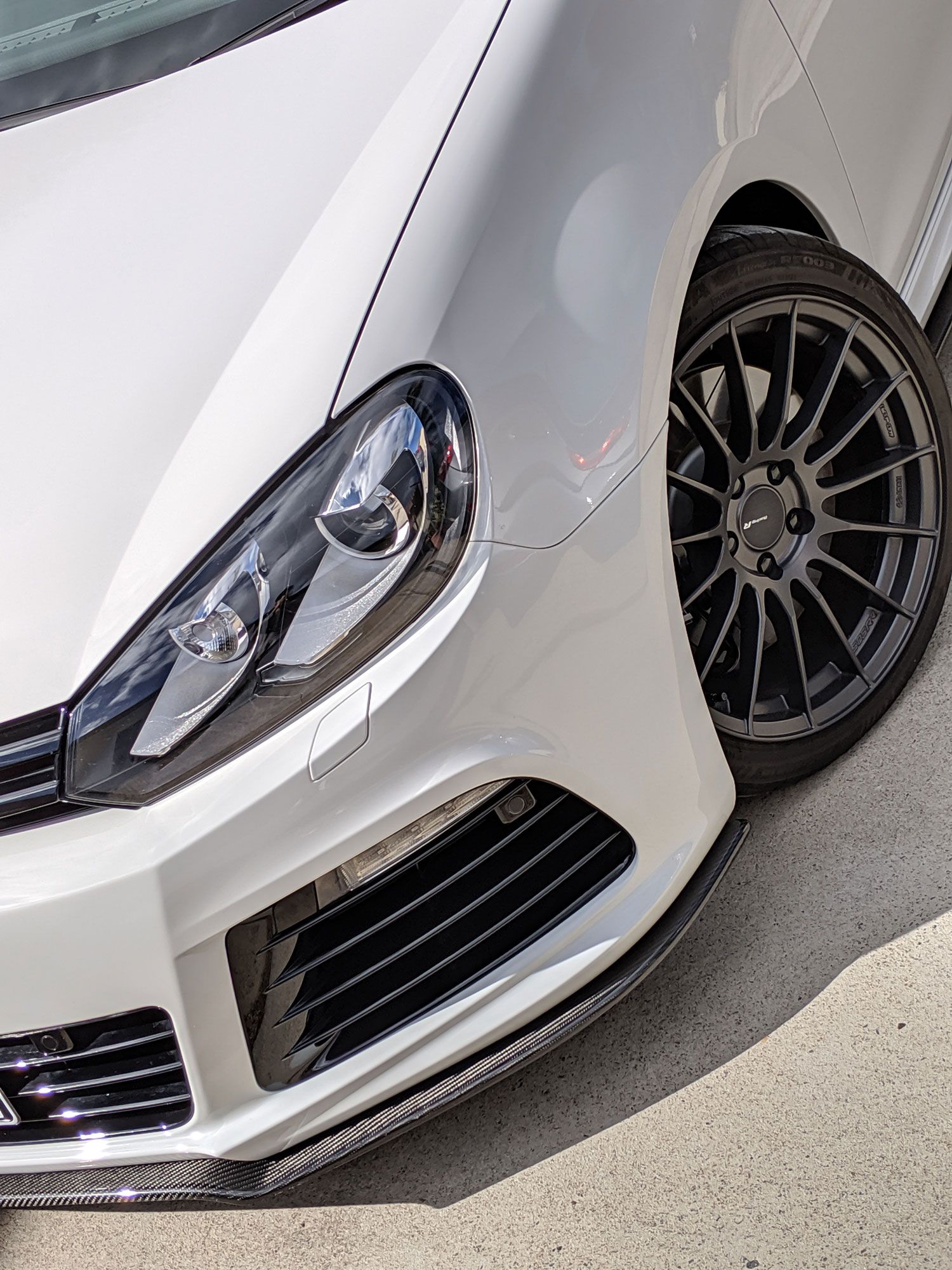 Volkswagen Golf R VI White with Enkei RS05RR Aftermarket Wheels Wheel
