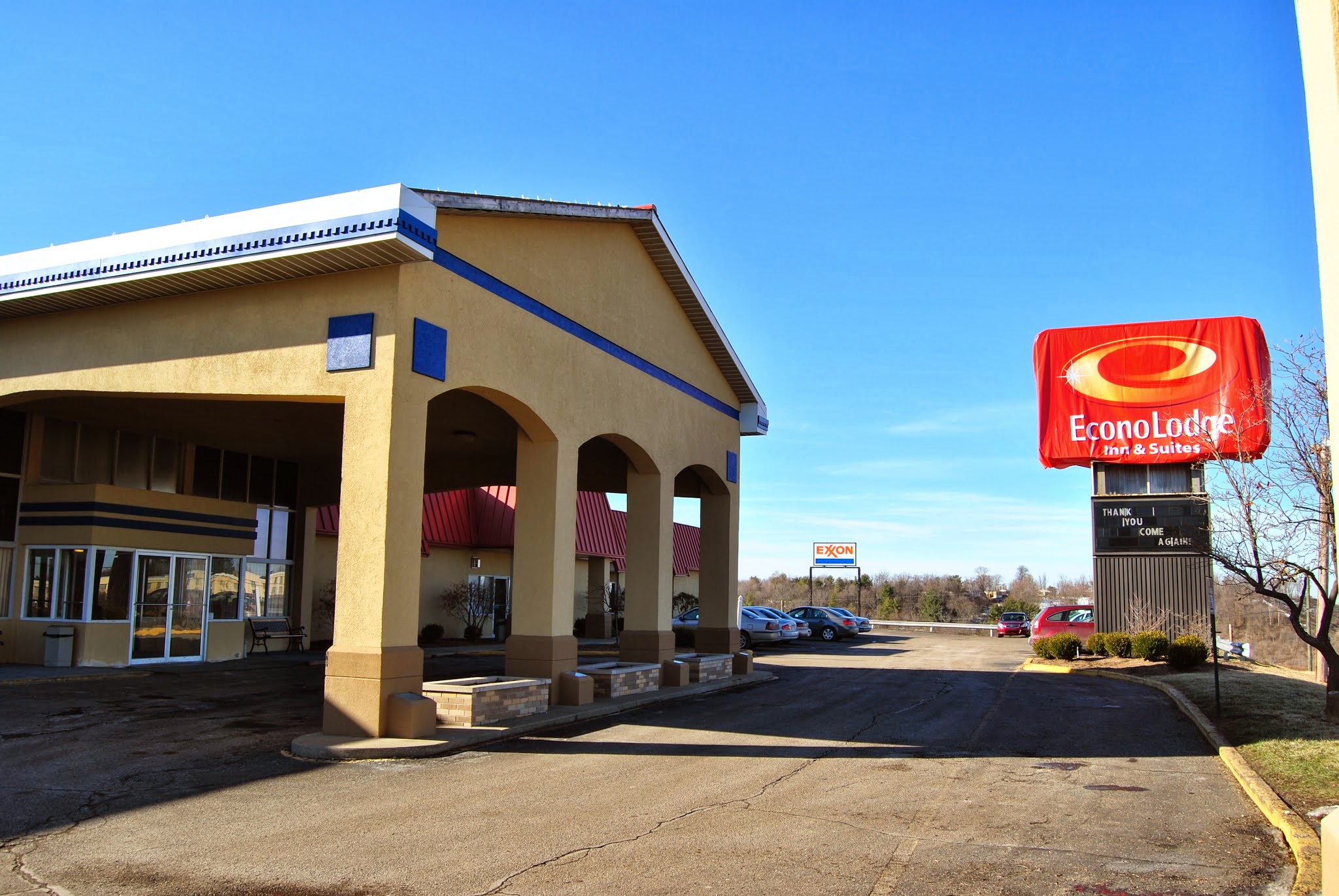 Econo Lodge Inn & Suites TriadelphiaWheeling Lodging