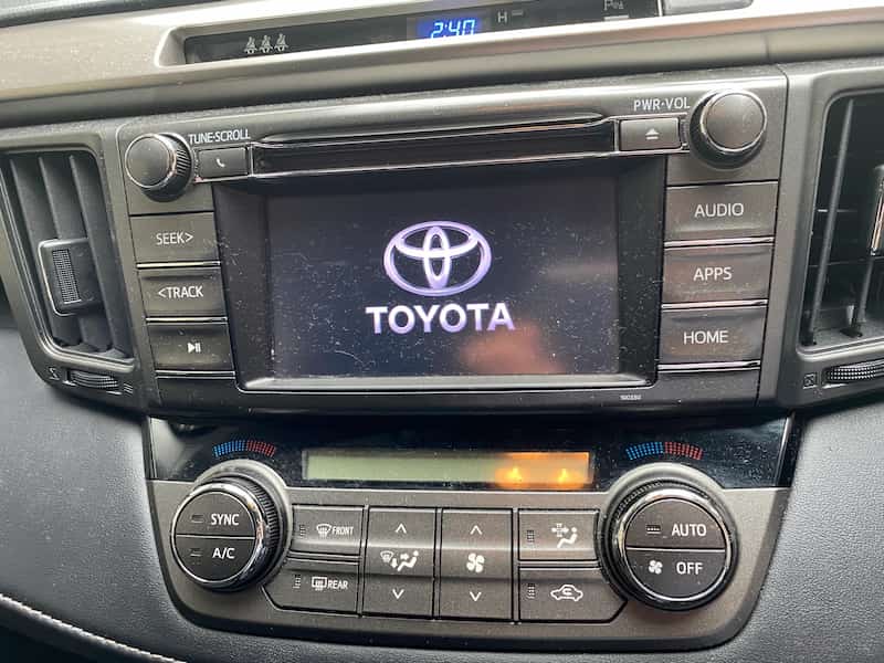 Toyota RAV4 Radio Not Working 6 Common Causes & Fix