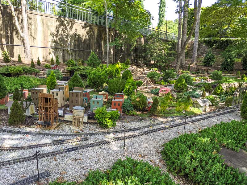 Guide To Asheville With Kids by Local Parents When In Asheville