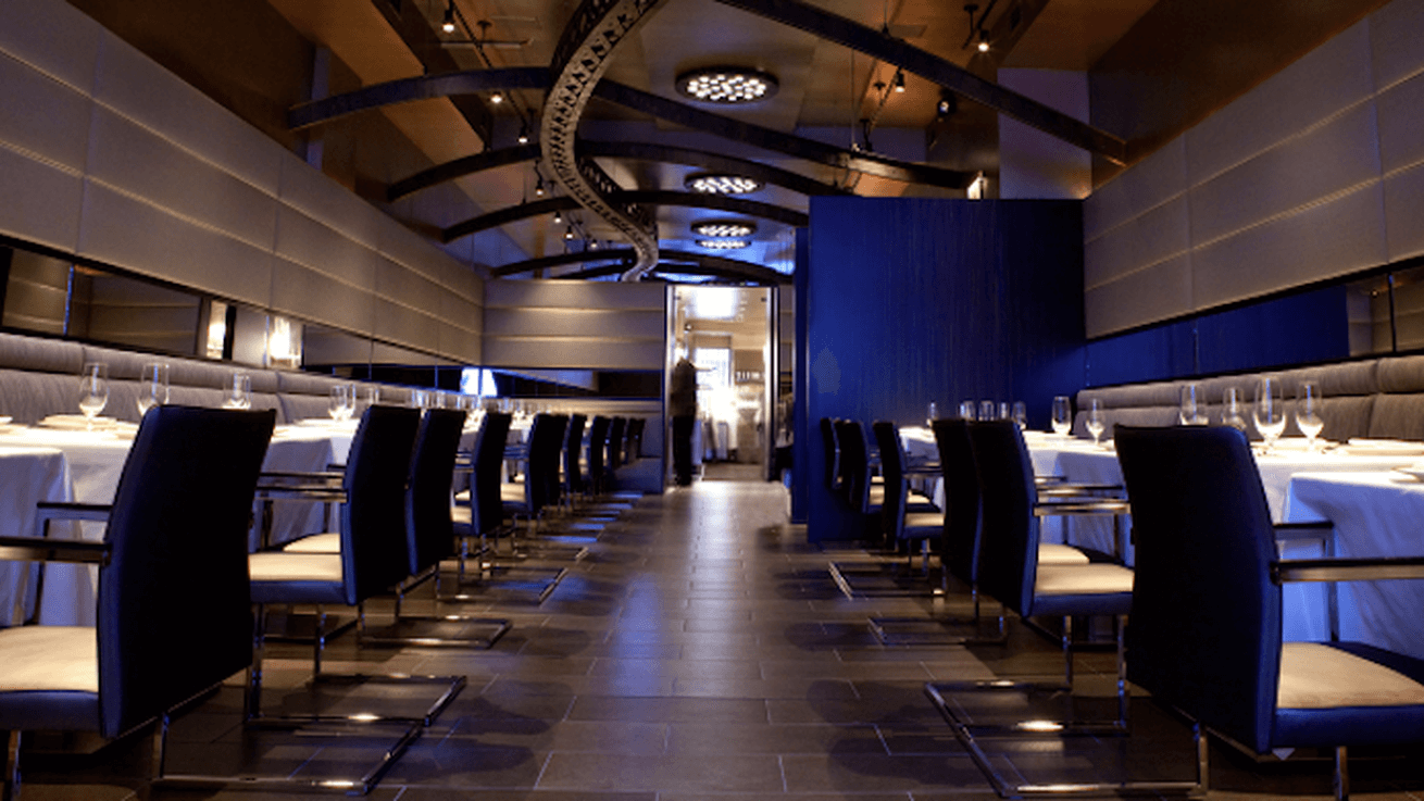 These 5 Best Restaurants In Chicago Offer the Best Dining Experience