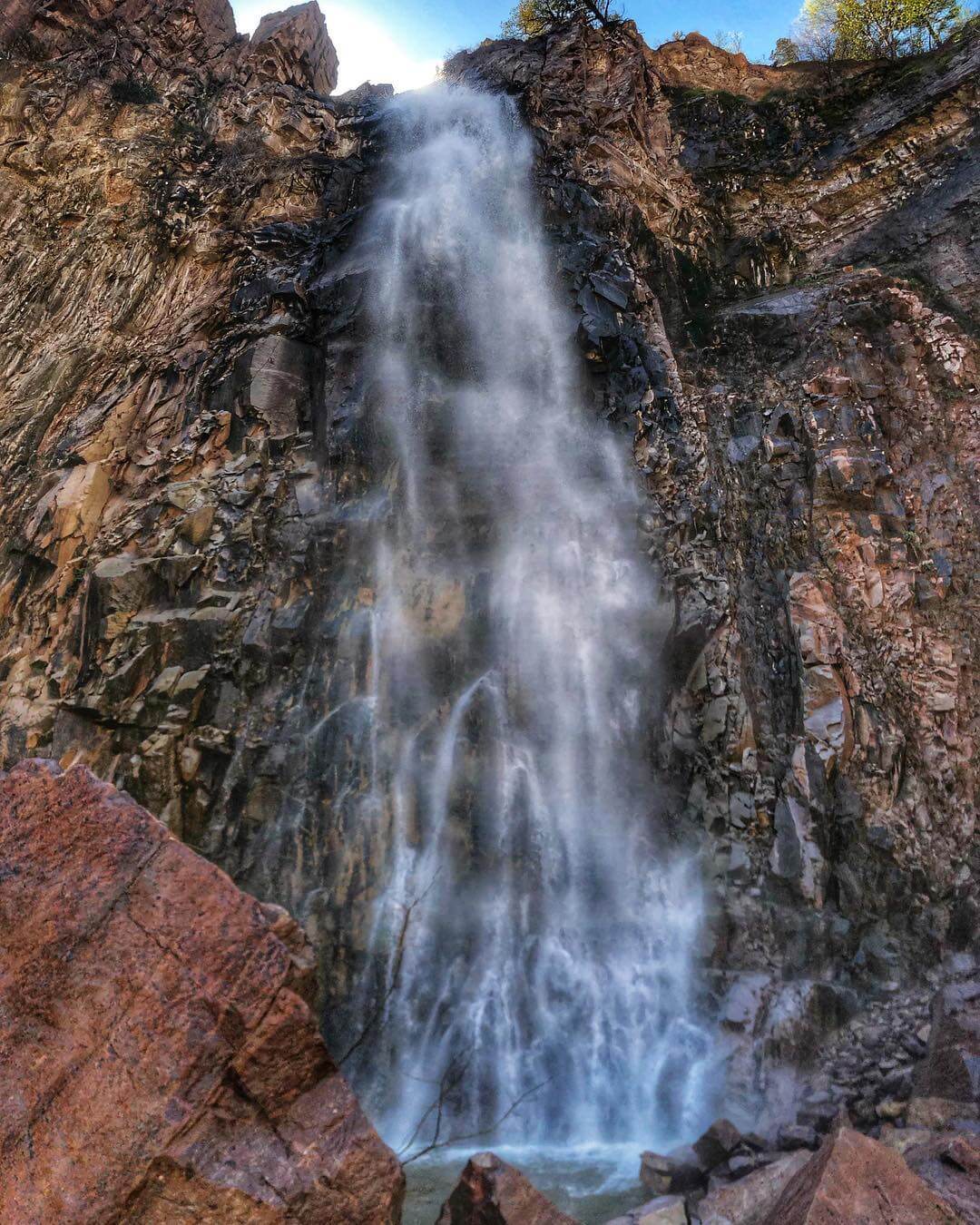 Visit These 12 Hidden Waterfalls in Arizona to Discover Scenery