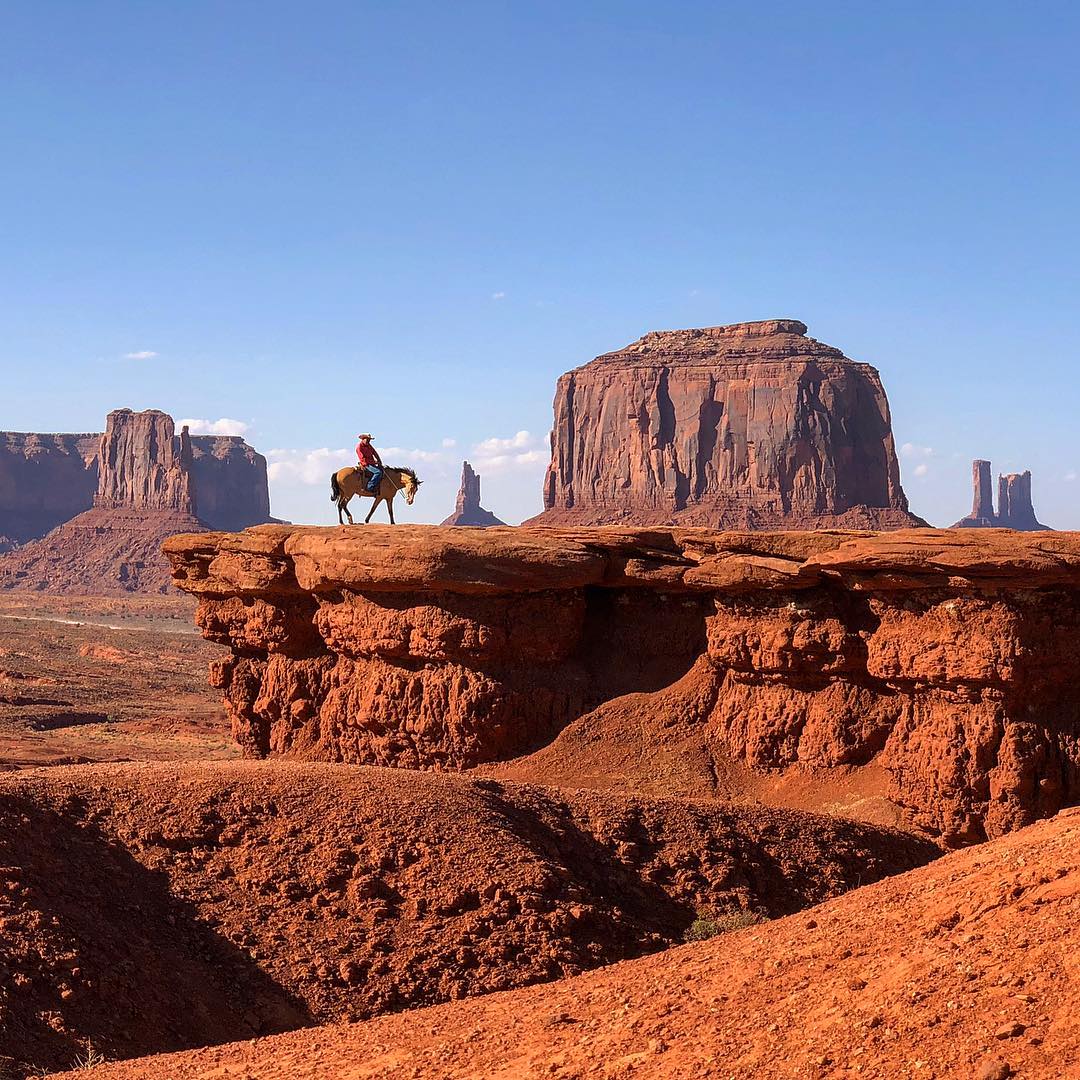 15 of the Most Fantastic Photos of Monument Valley Ever Captured