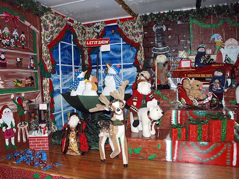 New Year'S Eve Events In Blair County Pennsylvania For 2023 Koziar's Christmas Village Where & When