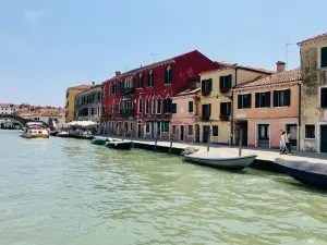 How to Use the Water Transport in Venice: A Complete Guide