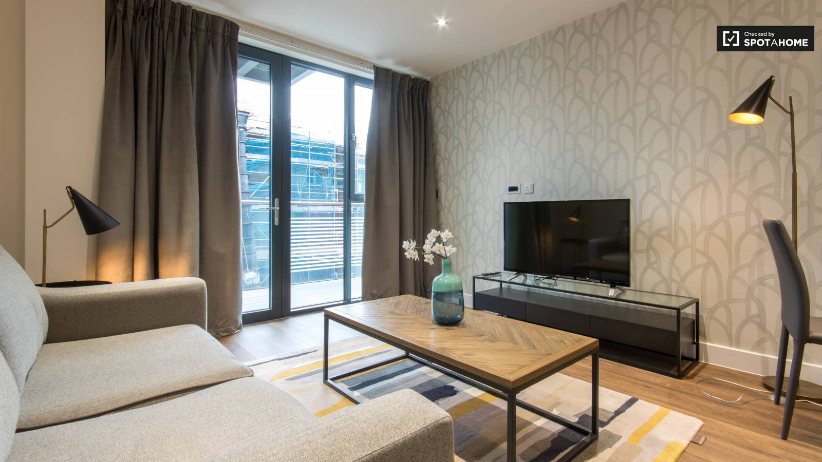 Charming 1bedroom flat for rent Where to Draw