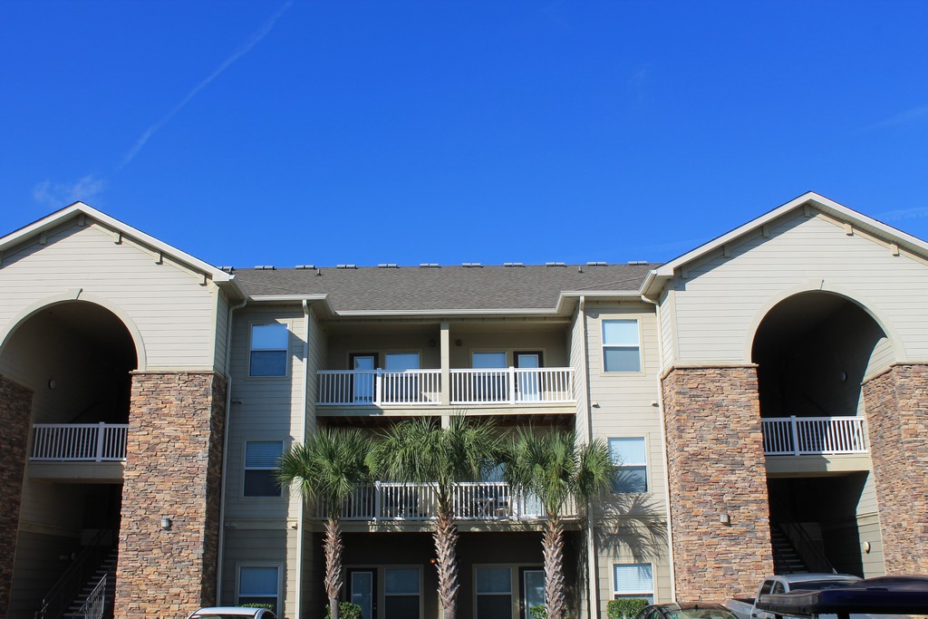 Gallery whispering palm apartments