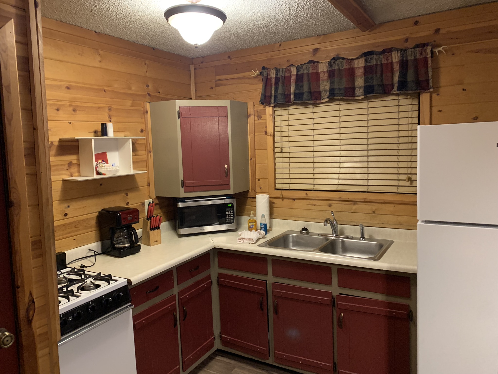 Ponderosa Upper Canyon Cabin Rentals Ruidoso, NM