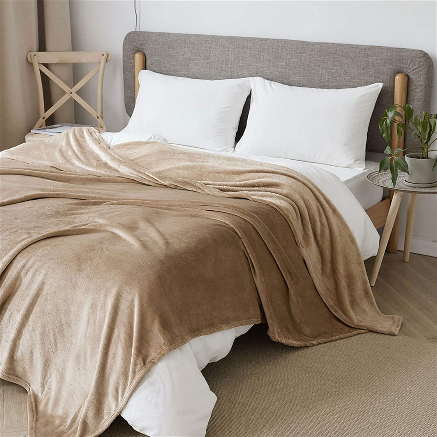 Ritz Blanket White City Lebanon