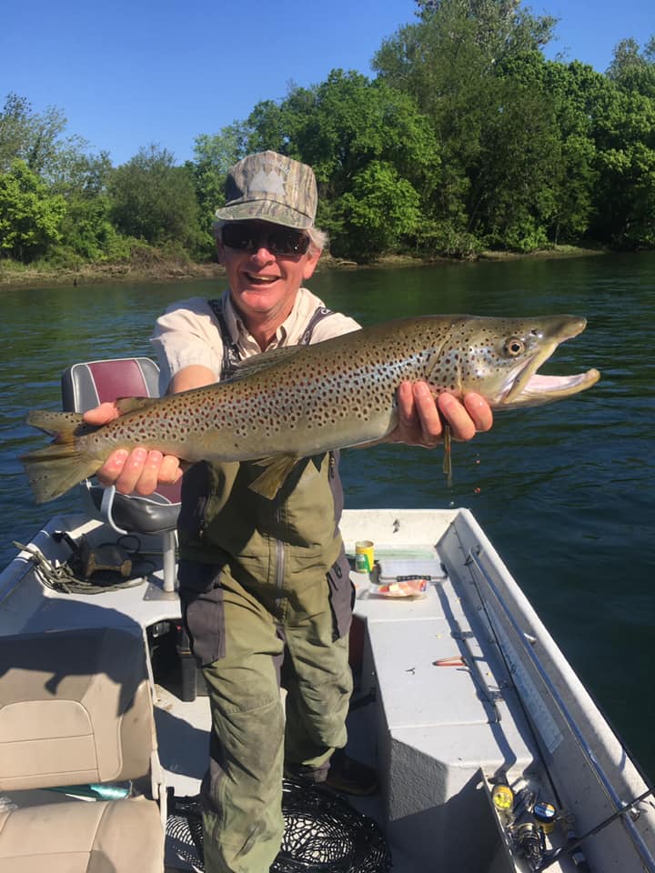White River Fishing Guides in Arkansas Fishing Guide White River
