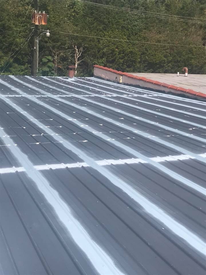 Conklin Metal Roof Coatings in Virginia l White Roofing Systems