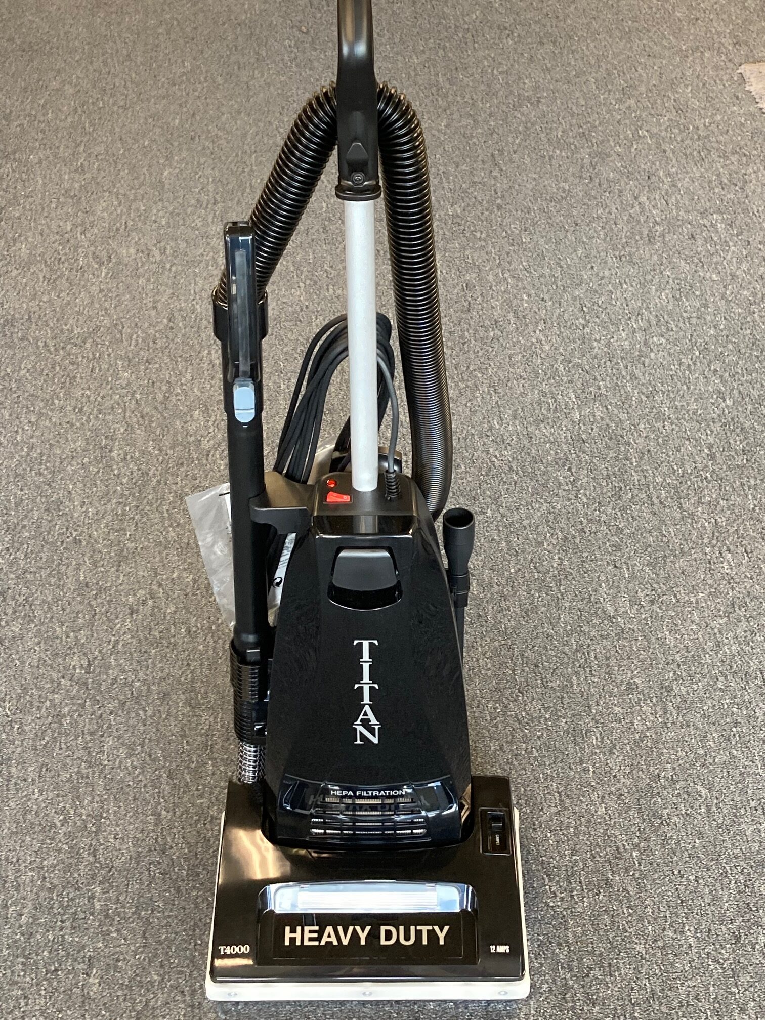 Titan heavy duty vacuum T4000.2 commercial upright White Vacuum