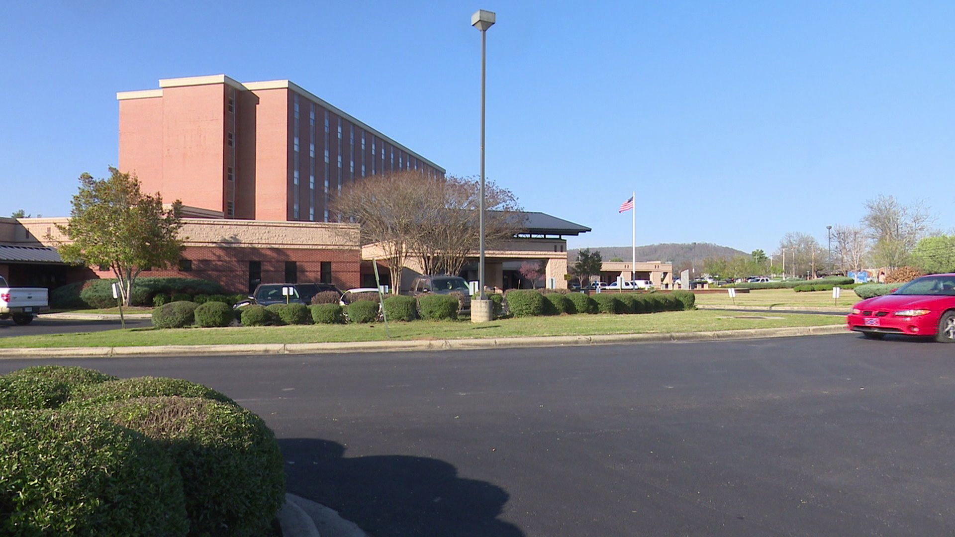 Highlands Medical Center setting up drivethru COVID19 screening site