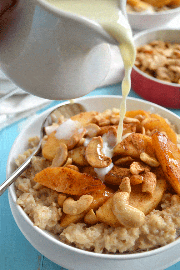 10Minute Oatmeal with Caramelized Apples + Cashews 10Minute Oatmeal with Caramelized Apples + Cashews