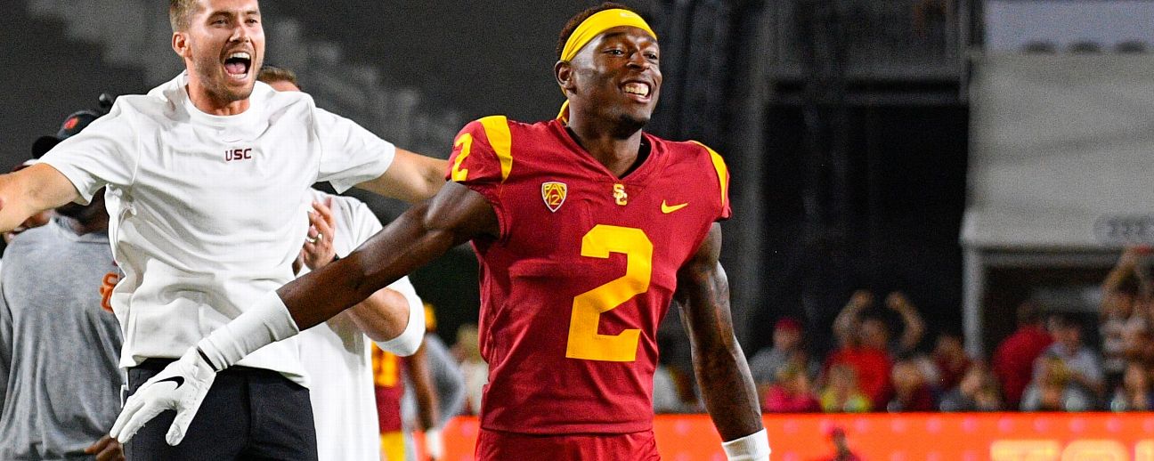 Devon Williams enters transfer portal, but how seriously should Oregon