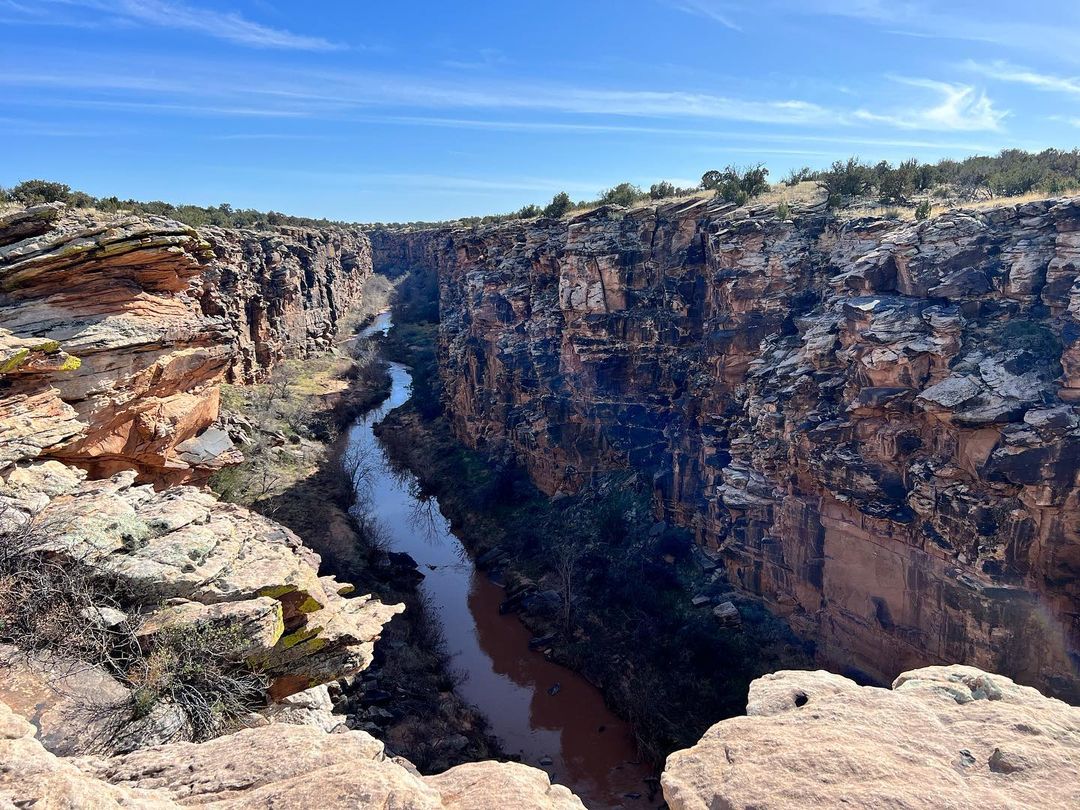 Explore the White Mountains of Arizona My Guidebook with Map