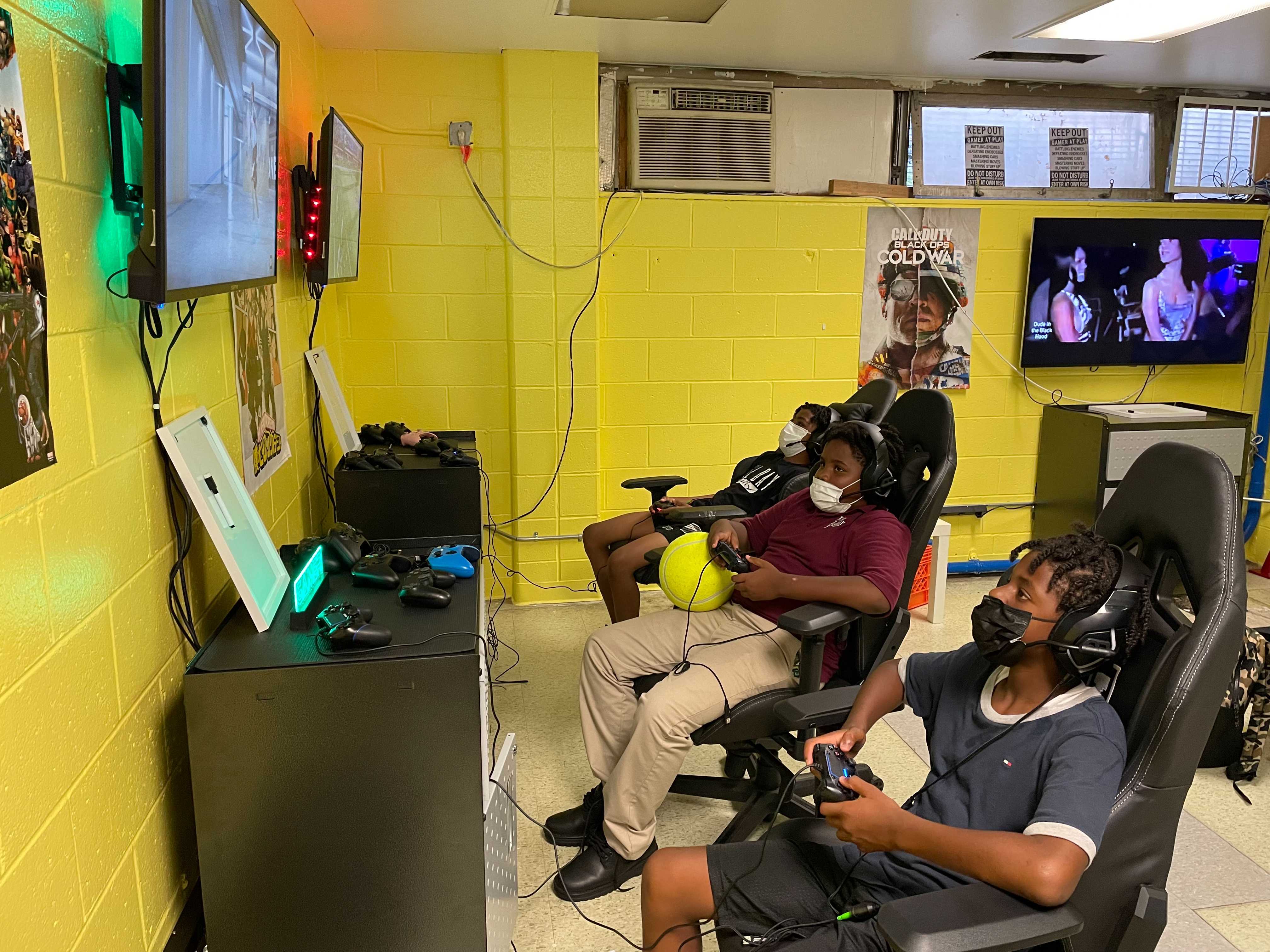 Firstofitskind esports room opens in West Philly WHYY