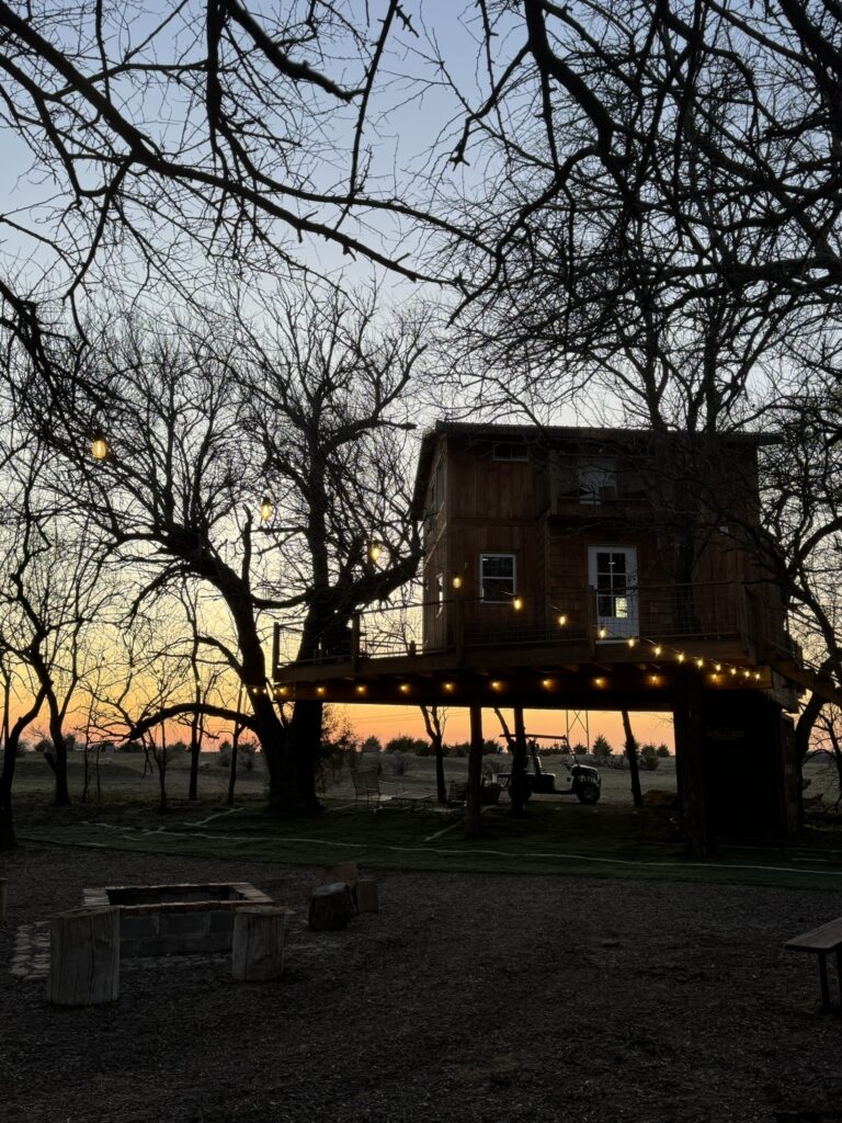 Treehouse Experience in Sedgwick, Kansas