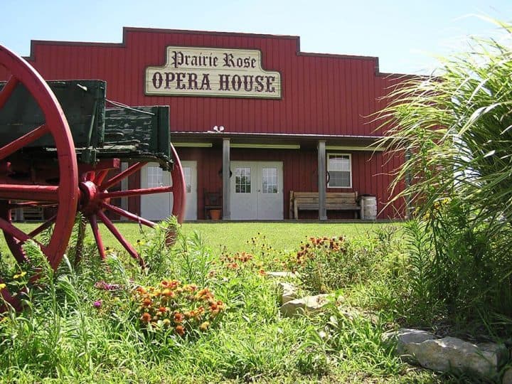 Prairie Rose Chuckwagon Christmas on the Prairie