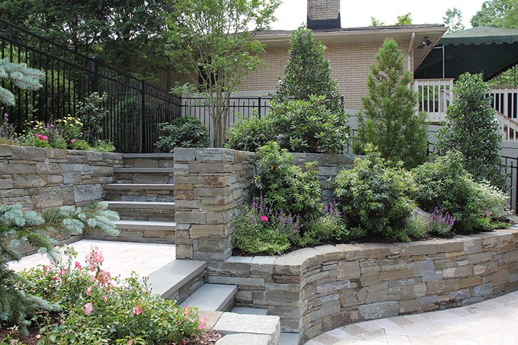 ExampleOfLandscapeStoneWallStone Wicki Wholesale Stone, Inc.