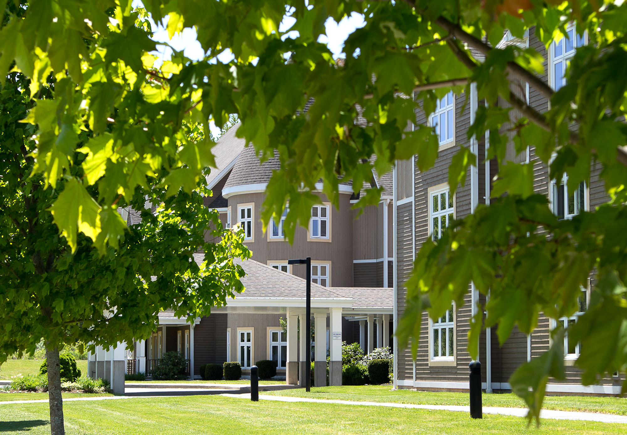 Wickwire Place Seniors' Assisted Living Residence in Downtown