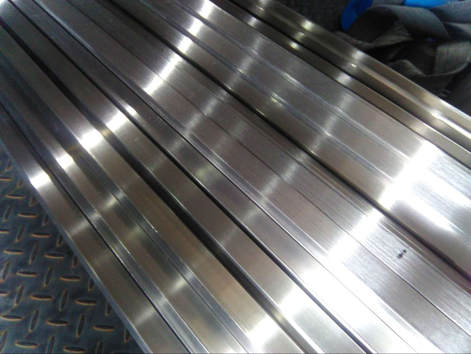 316L Stainless Steel Square Hollow Polished Wide Steel