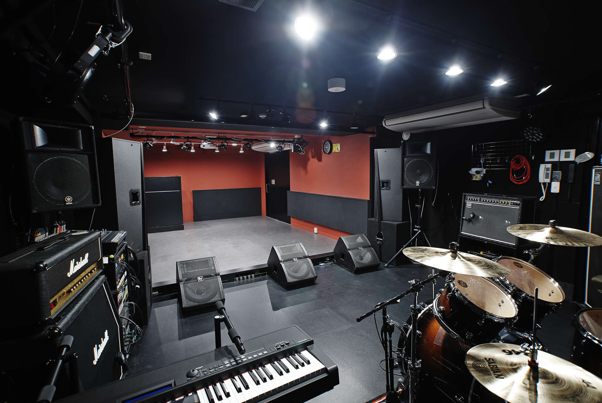 神戸三宮のスタジオLIVEなら音楽スタジオ246 WEST