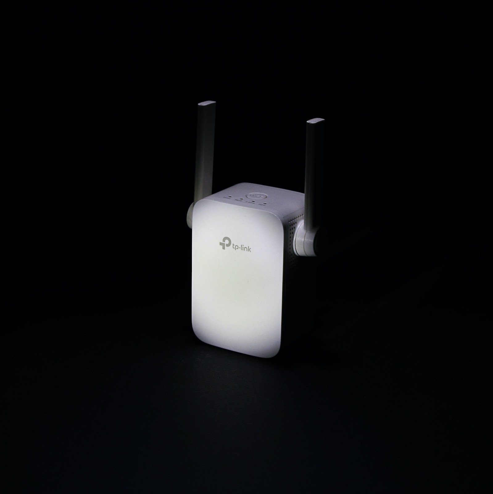 A Complete Guide to Reset WiFi Extender WiFi and Routers