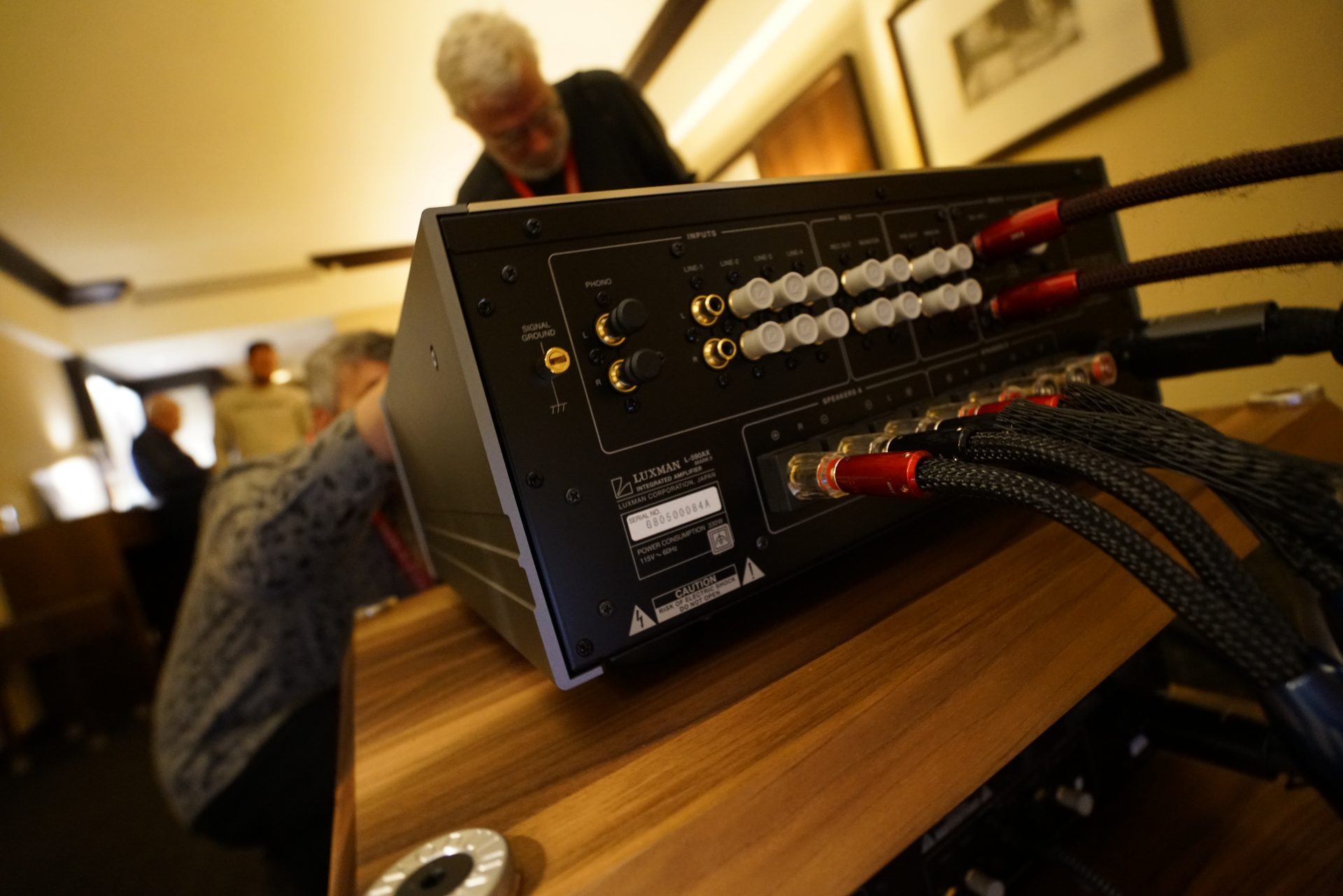 Do Audiophile Cables and Power Conditioners make a Difference? Wifi