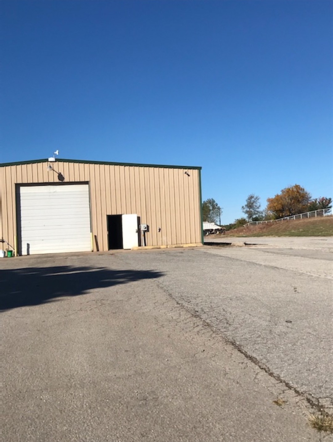 13.14 +/ Acres & Commercial Bldg. w/Offices 6,000 +/ Sq. Ft. Enid