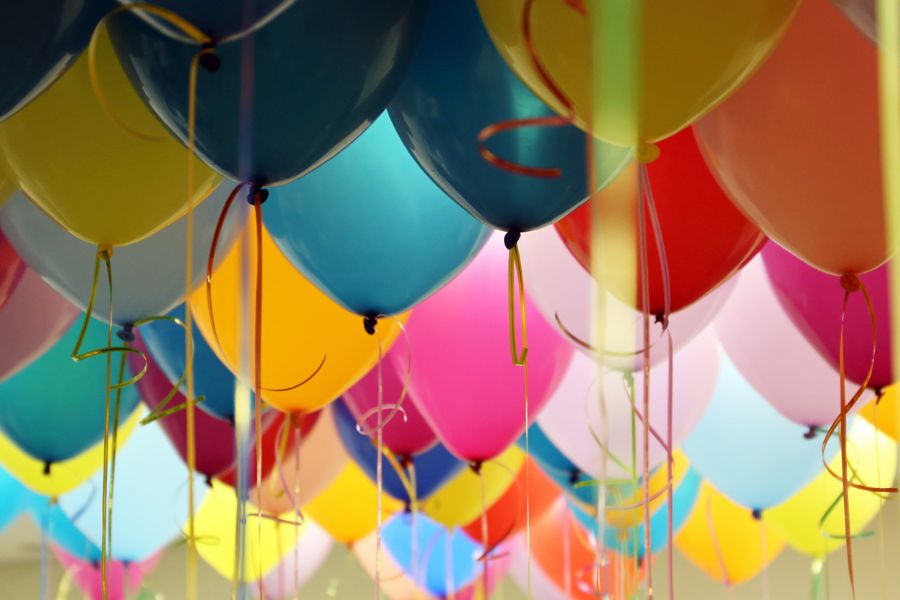 13 Easy Ways to Make Helium Balloons Last Longer