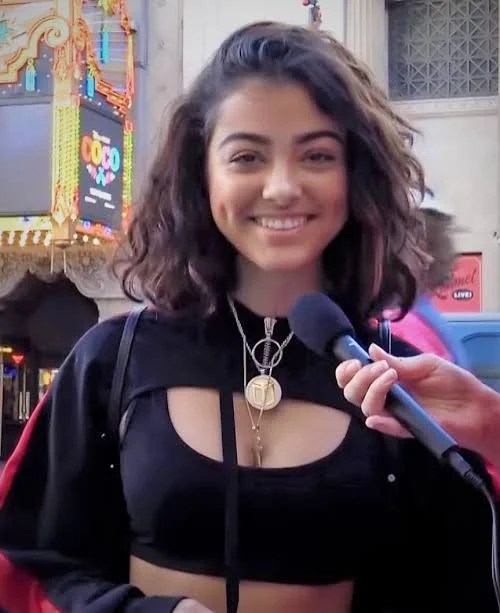 Malu Trevejo Age, Height, Wiki, Boyfriend, Net Worth, Biography, Family