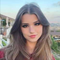 Brooke Monk - Wiki, Age, About, TikTok, Family & More - Wikiake