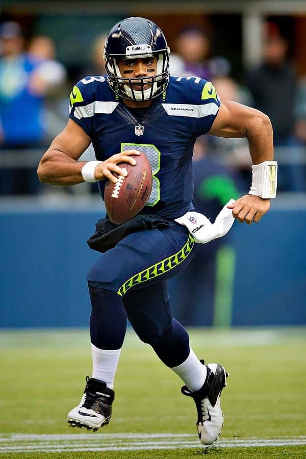 Russell Wilson Wiki, Height, Weight, Age, Girlfriend, Family, Biography