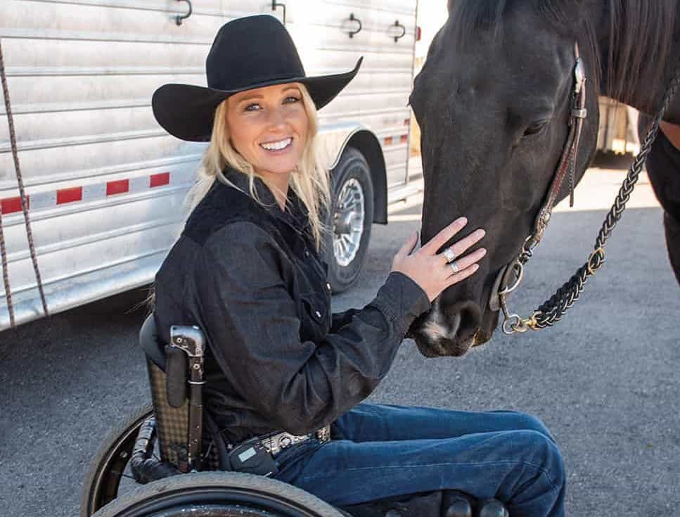 Amberley Snyder Biography, Age, Wiki, Height, Weight, Boyfriend, Family(010)