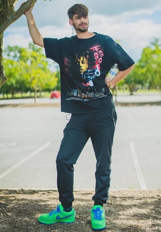 Chandler Hallow Biography, Age, Wiki, Height, Weight, Girlfriend(016)