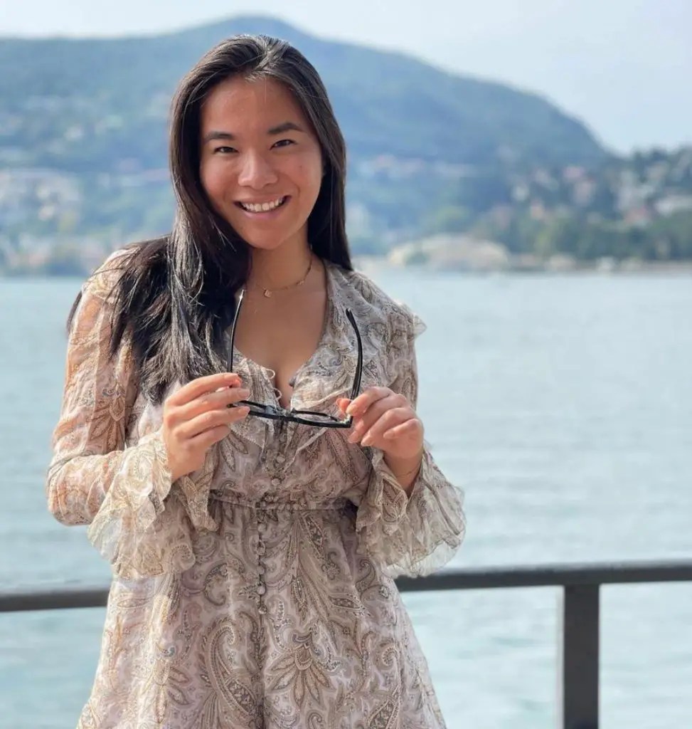 Lynne Ji Wiki, Bio, Age, Family, Career, Net Worth, Husband ENGLISH(06)